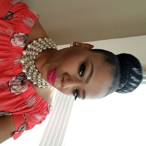 Meet your Posher, Tynesha